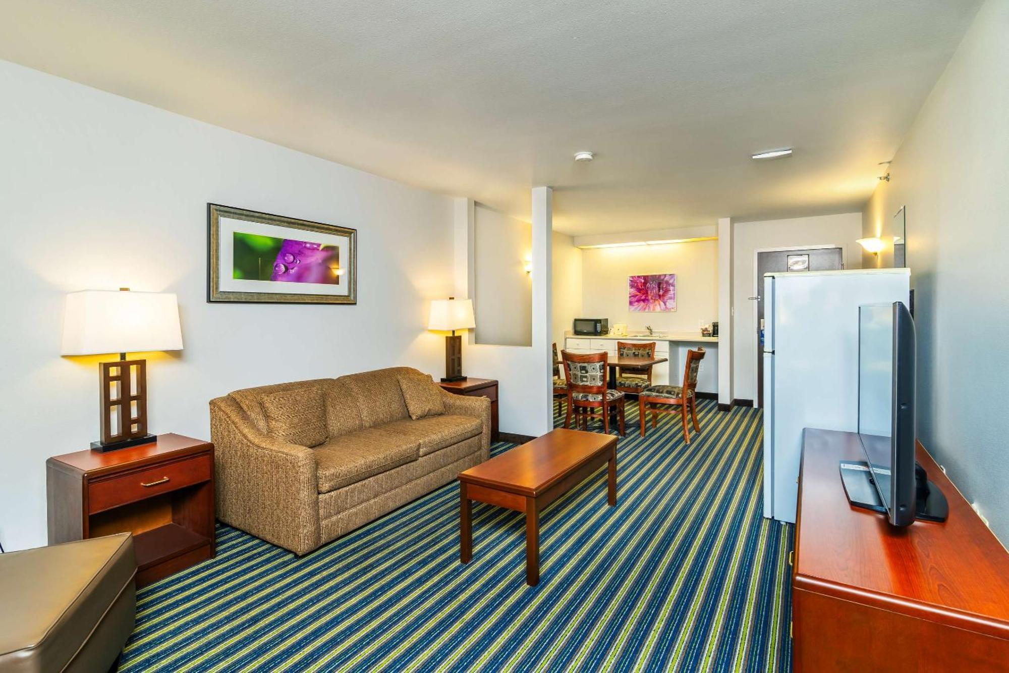 Comfort Inn & Suites Moose Jaw Exteriör bild