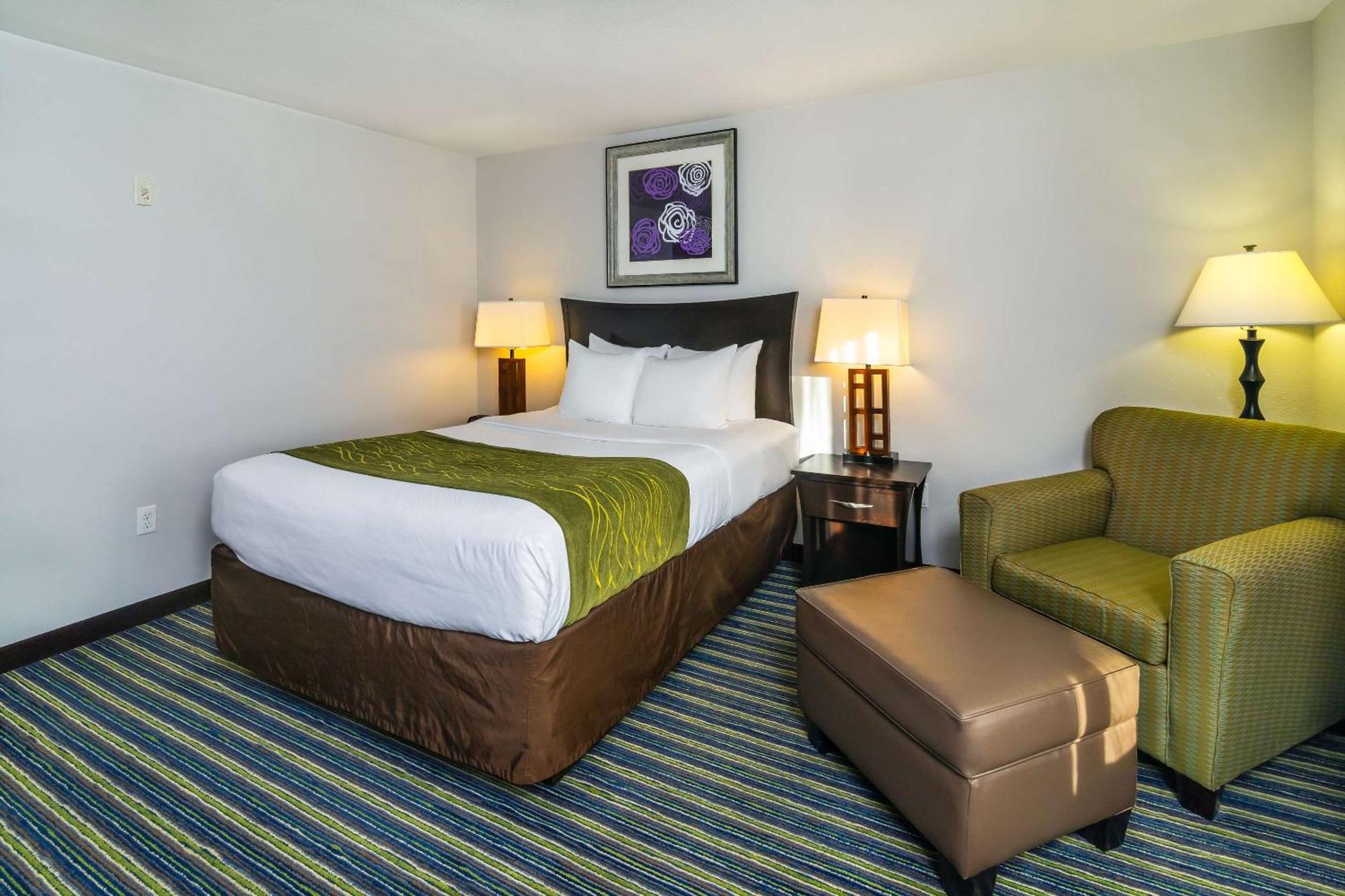 Comfort Inn & Suites Moose Jaw Exteriör bild