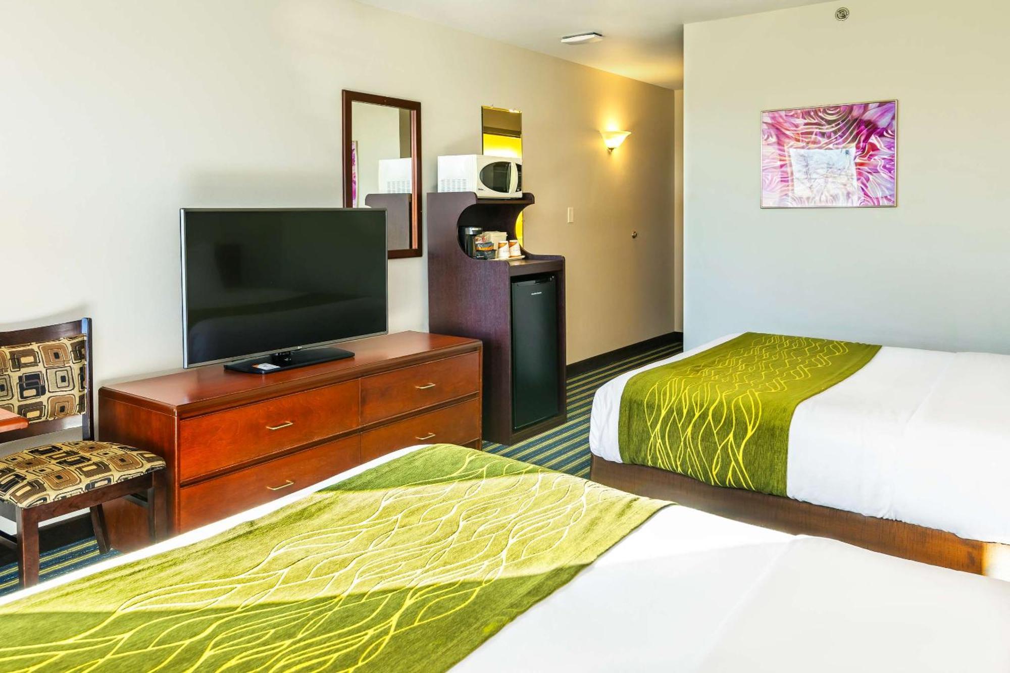 Comfort Inn & Suites Moose Jaw Exteriör bild