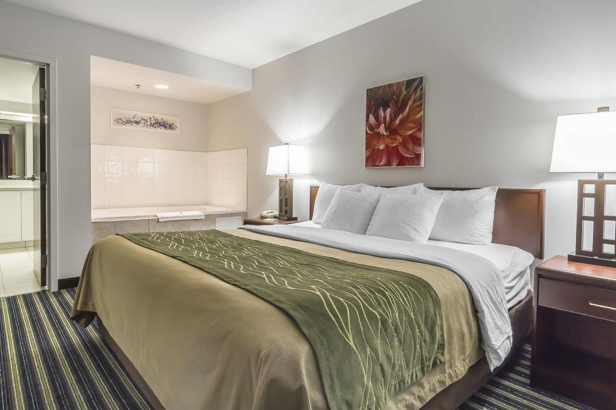 Comfort Inn & Suites Moose Jaw Exteriör bild